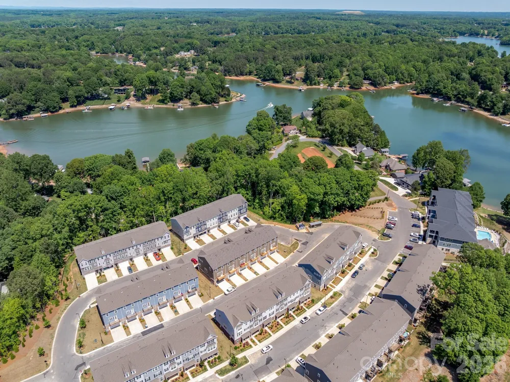 4358 Reed Creek Drive Sherrills Ford, NC 28673
