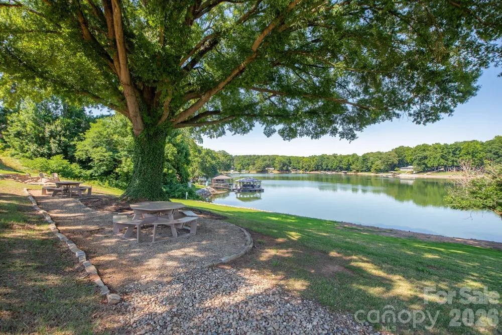 4358 Reed Creek Drive Sherrills Ford, NC 28673