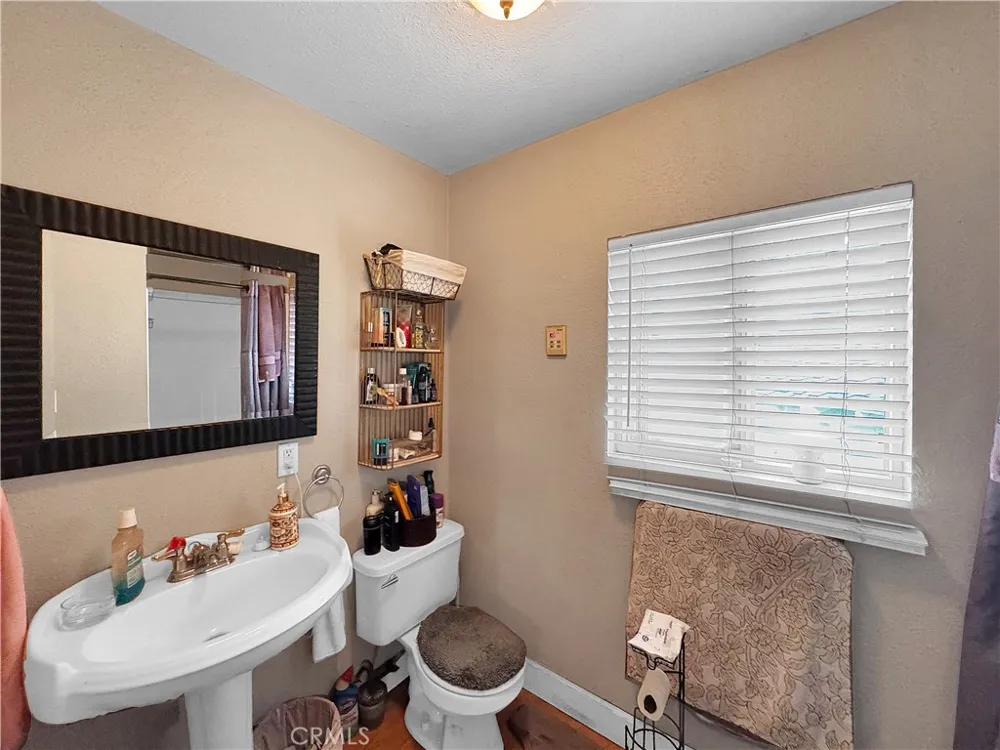 7736 Sugar Drive Huntington Beach, CA 92647