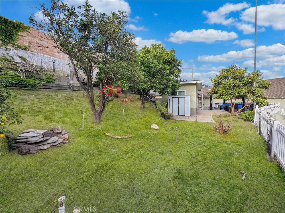7736 Sugar Drive Huntington Beach, CA 92647