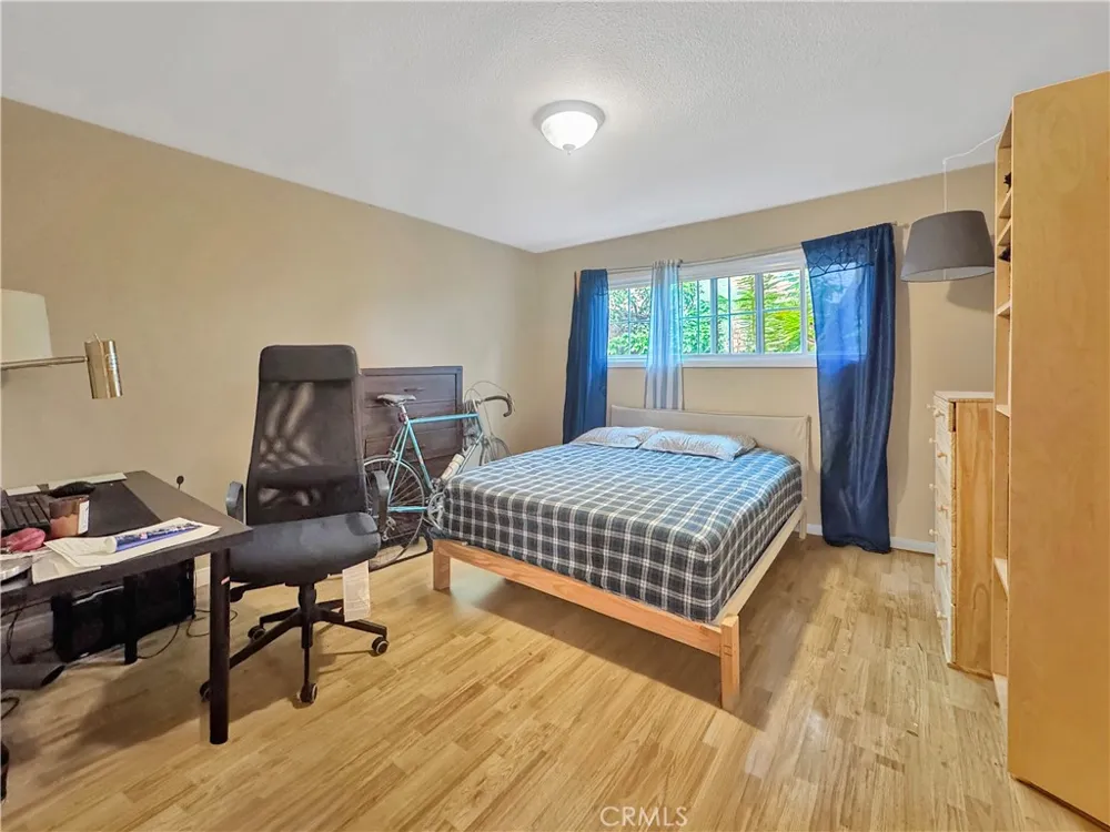 7736 Sugar Drive Huntington Beach, CA 92647