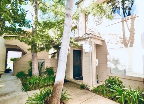 197 Via Colinas