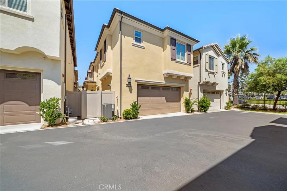 131 Primrose Drive Lake Forest, CA 92610