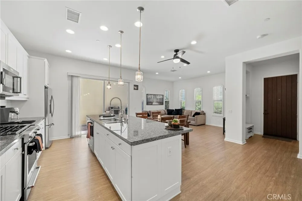 131 Primrose Drive Lake Forest, CA 92610