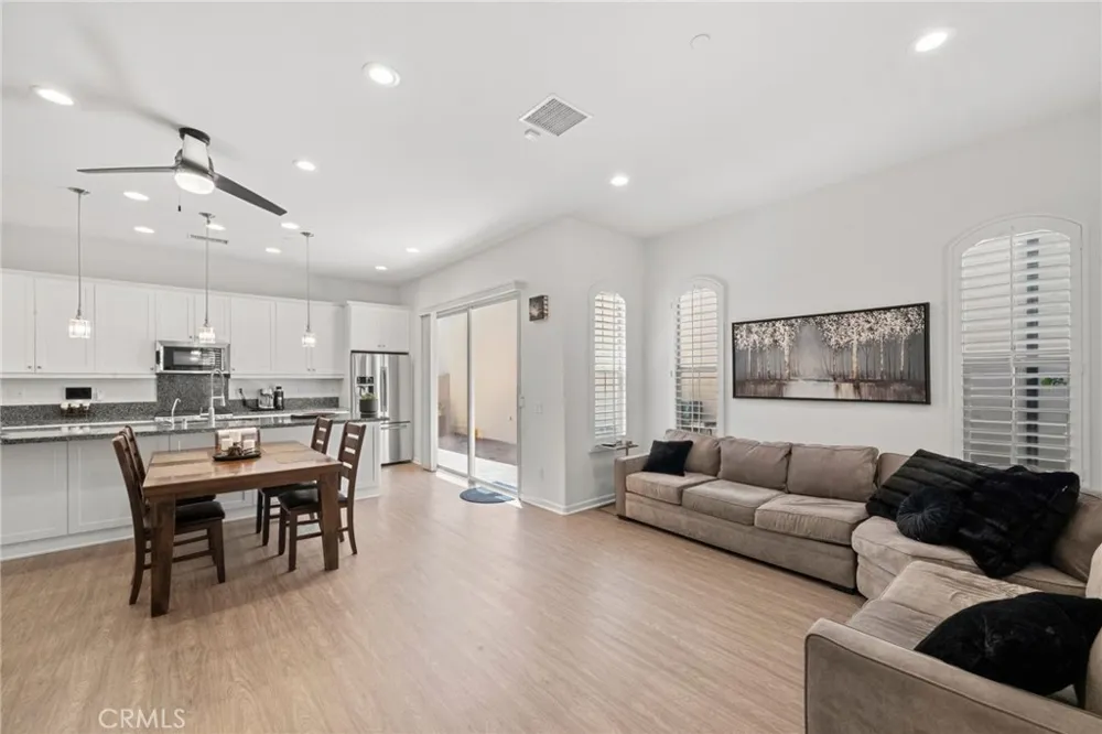 131 Primrose Drive Lake Forest, CA 92610