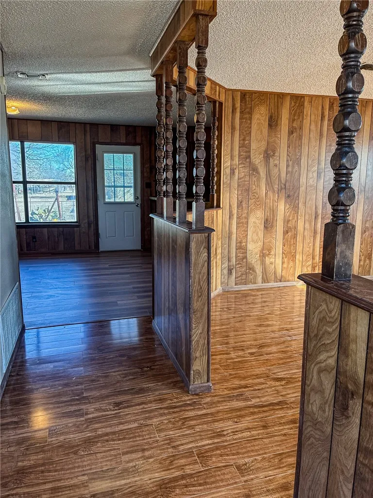 180 Recreation Road 8 Calliham, TX 78007