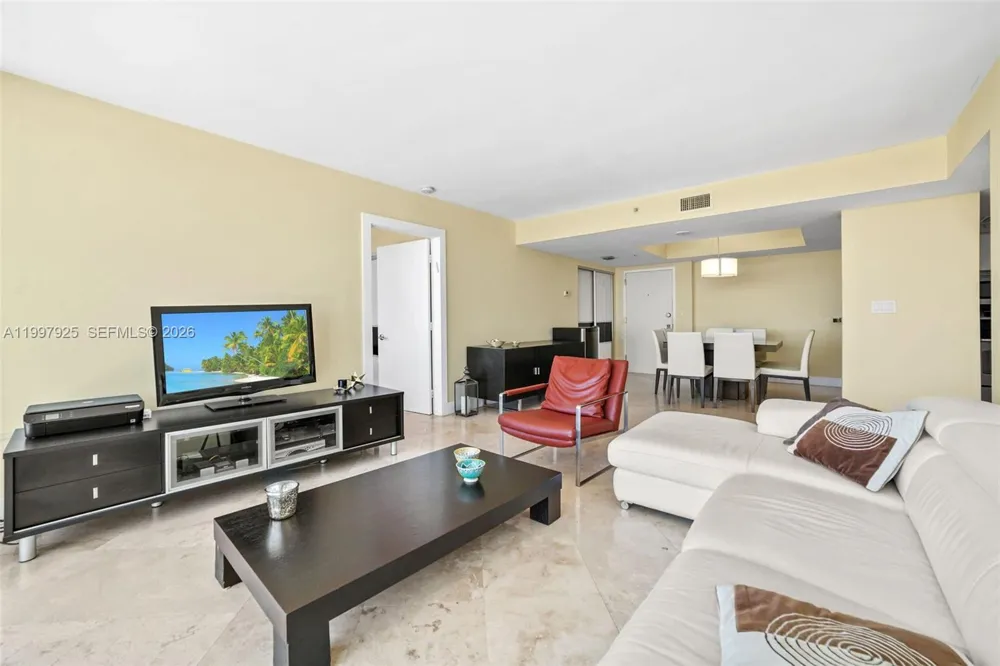 650 West Ave #1104 Miami Beach, FL 33139