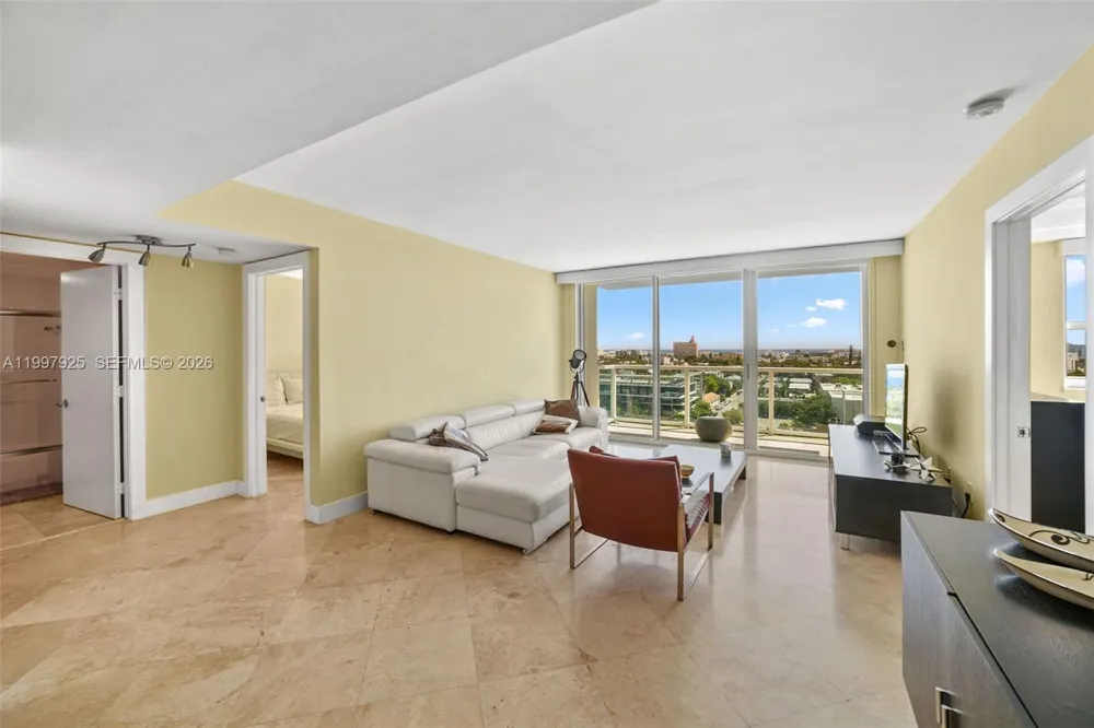650 West Ave #1104 Miami Beach, FL 33139
