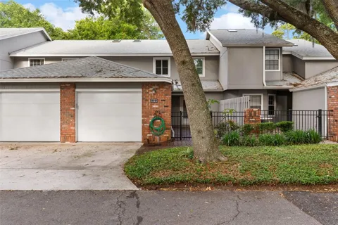 618 MAPLE OAK CIRCLE #108