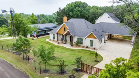 586 Rustic Oaks Road