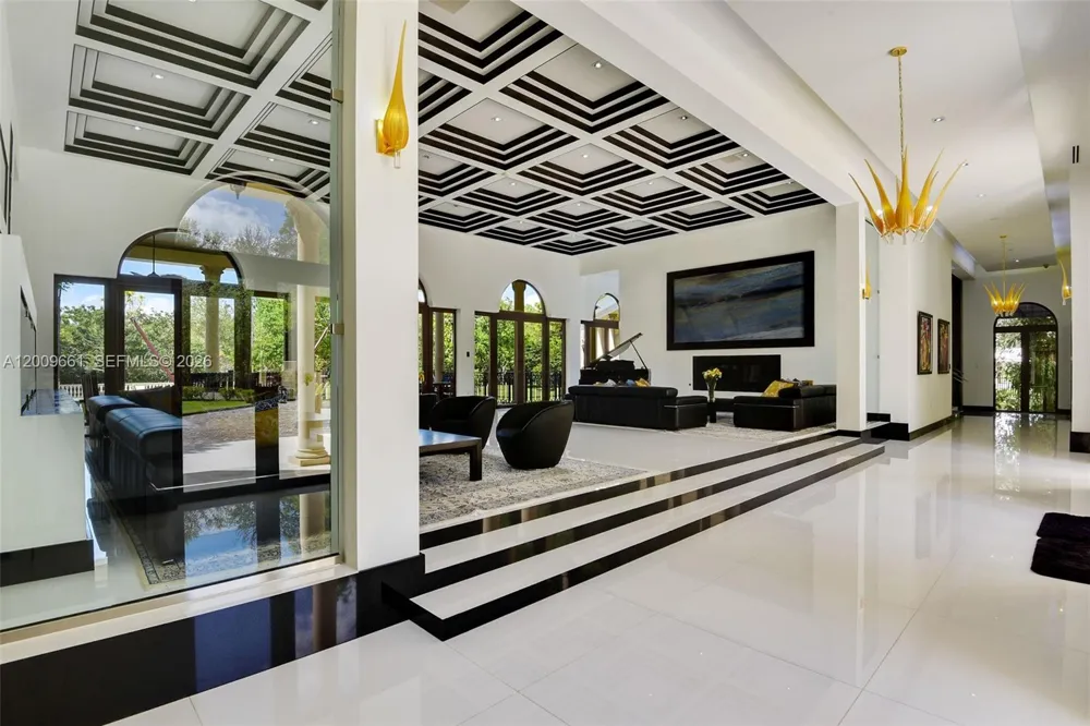 5801 Moss Ranch Rd Pinecrest, FL 33156