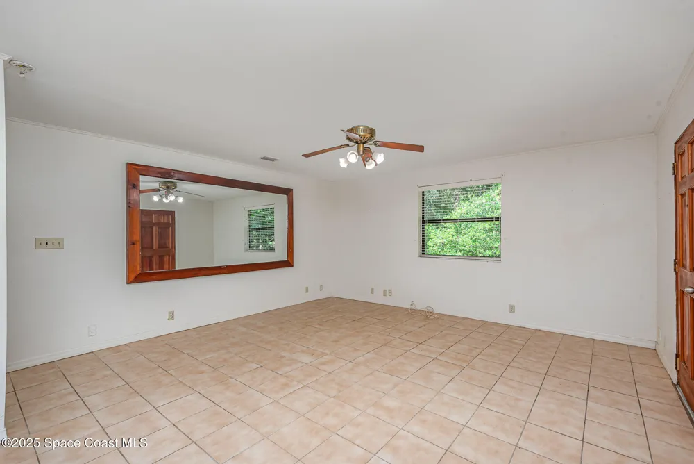 4300 Justa Road Mims, FL 32754