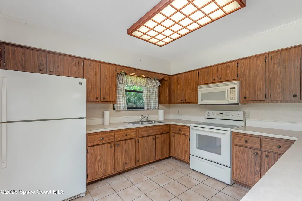 4300 Justa Road Mims, FL 32754