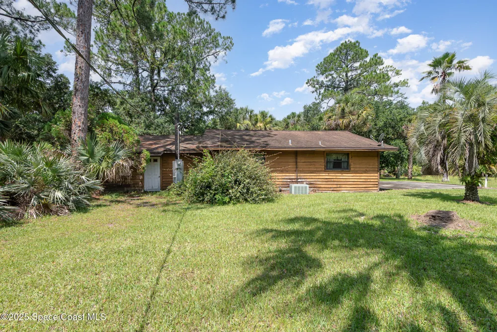 4300 Justa Road Mims, FL 32754