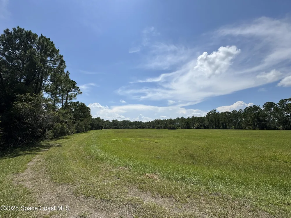 4300 Justa Road Mims, FL 32754
