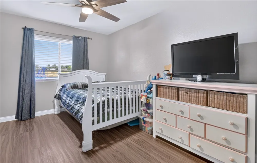 834 E Avenue J6 Lancaster, CA 93535