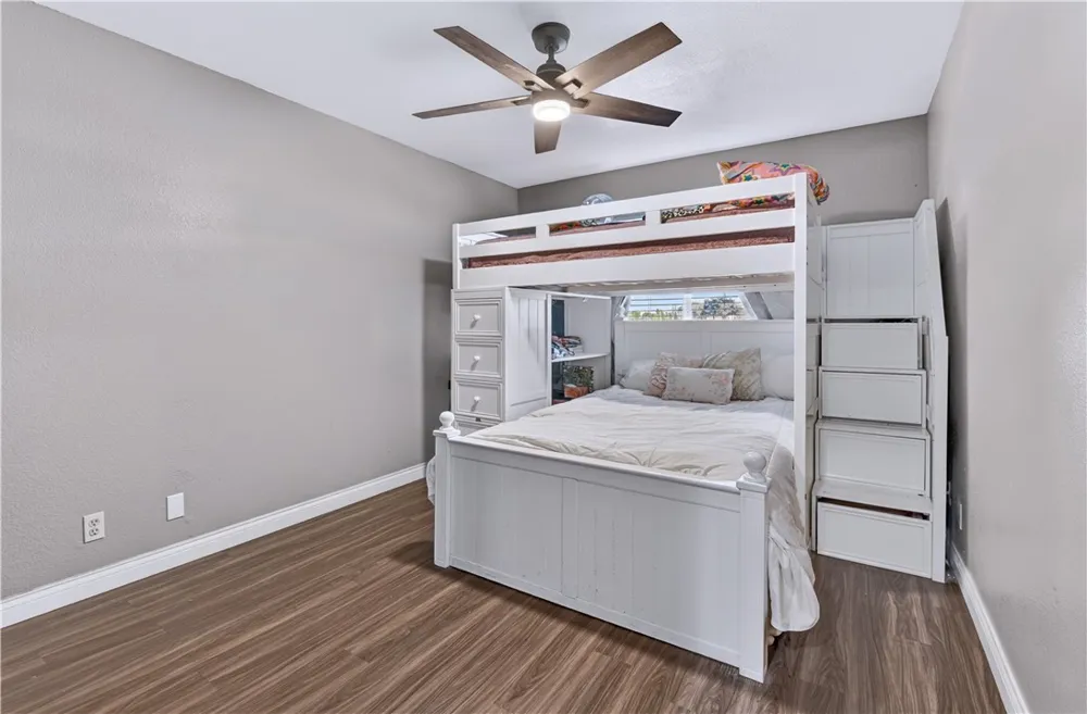 834 E Avenue J6 Lancaster, CA 93535