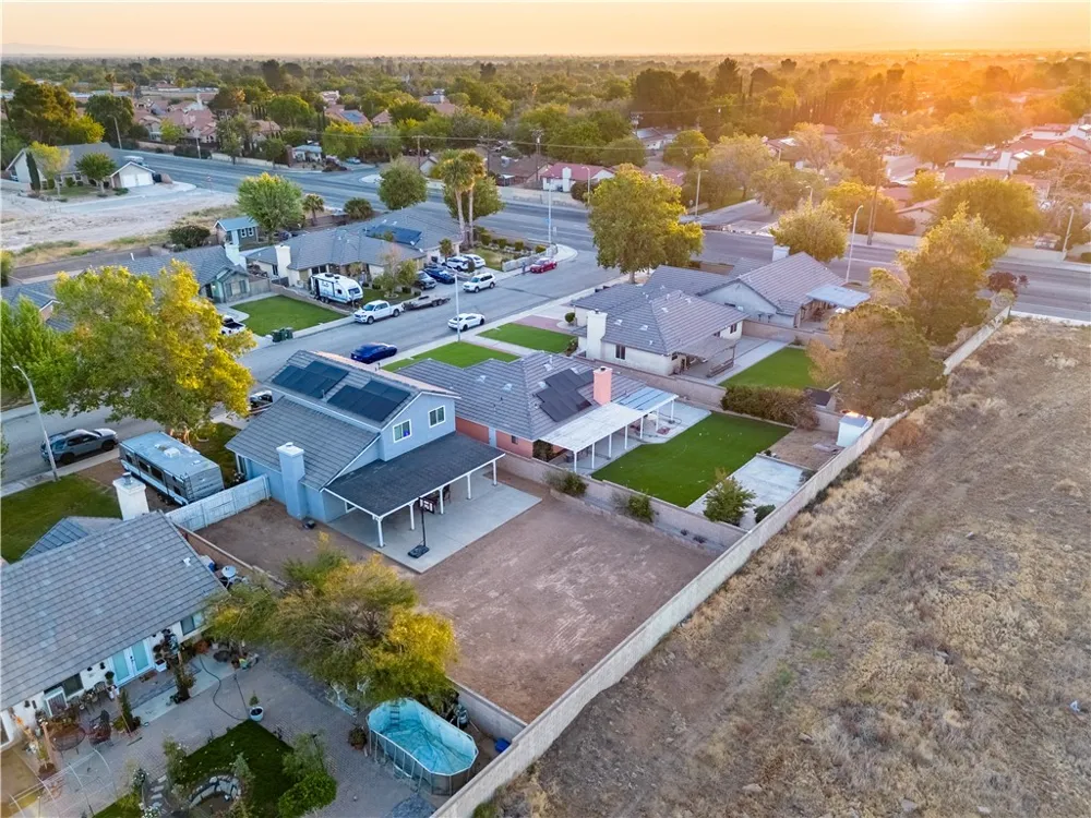 834 E Avenue J6 Lancaster, CA 93535