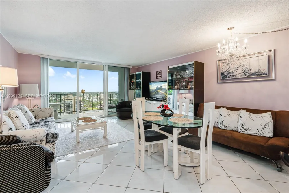 2030 S Ocean Dr #1903 Hallandale Beach, FL 33009