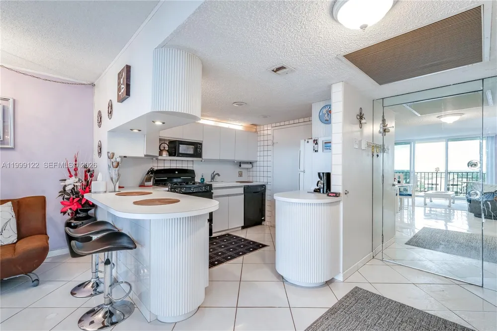 2030 S Ocean Dr #1903 Hallandale Beach, FL 33009