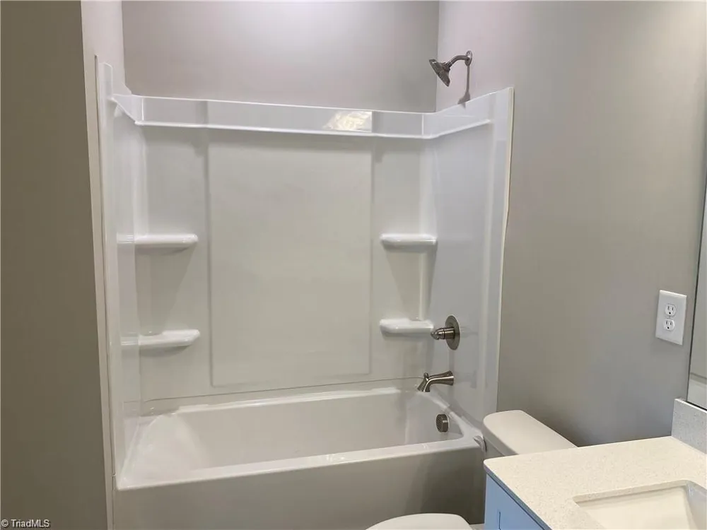 1016 Fairfield Drive Yadkinville, NC 27055
