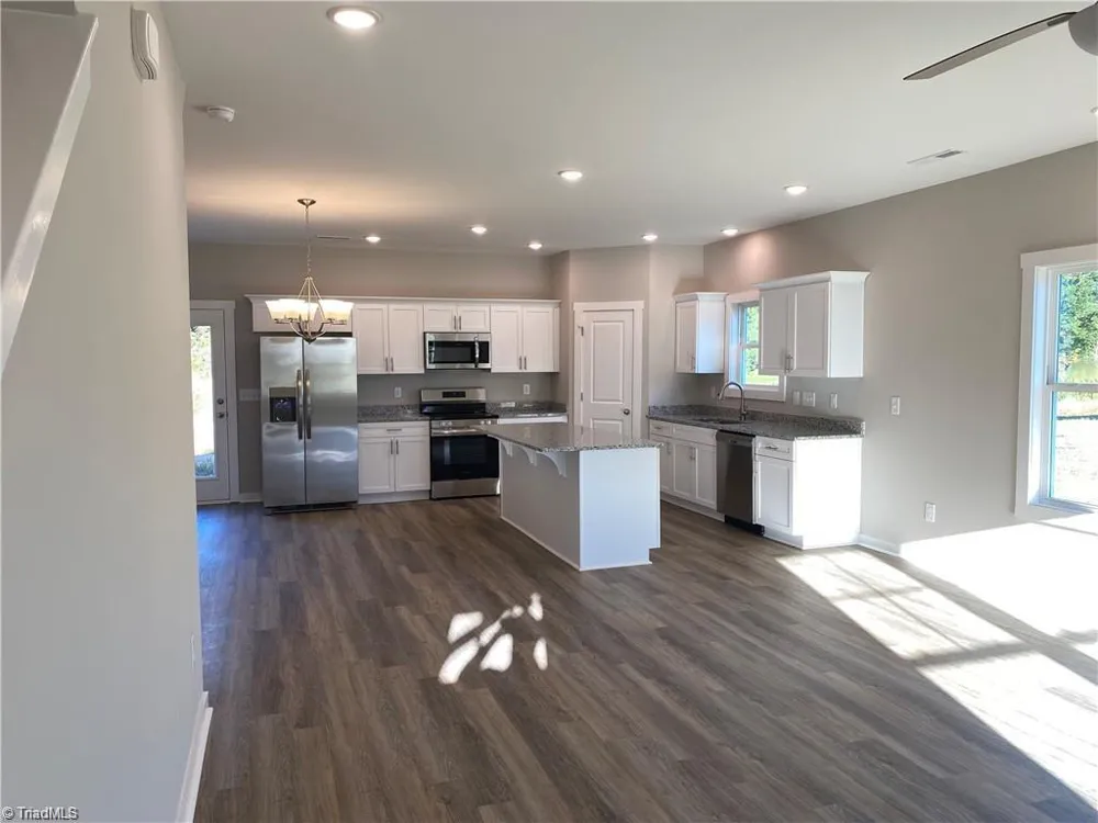 1016 Fairfield Drive Yadkinville, NC 27055