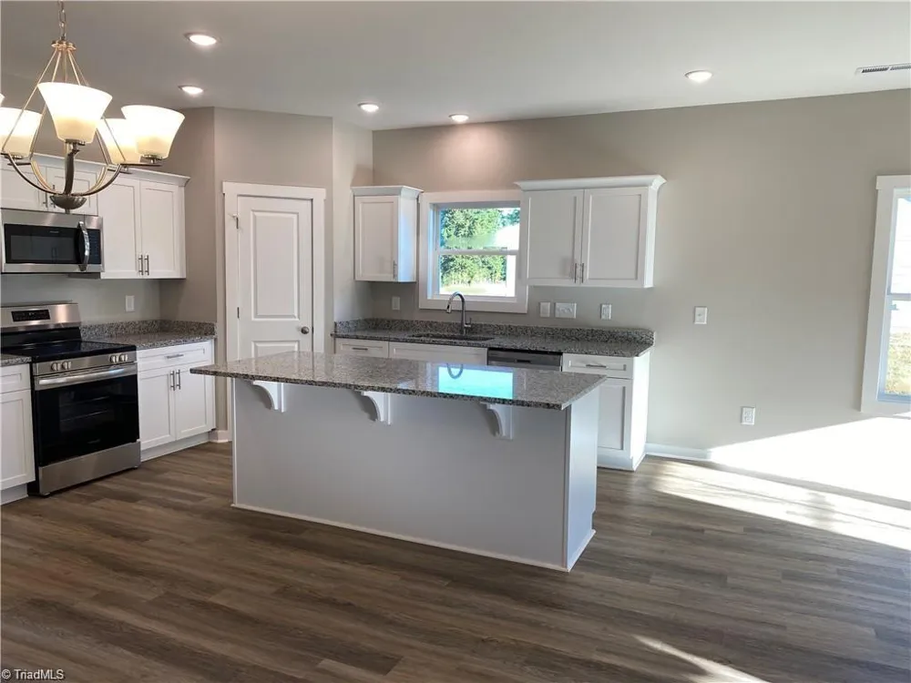 1016 Fairfield Drive Yadkinville, NC 27055