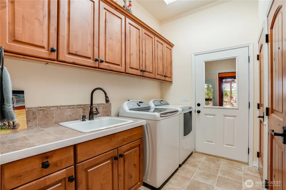 11 Deer Ridge Road Goldendale, WA 98620