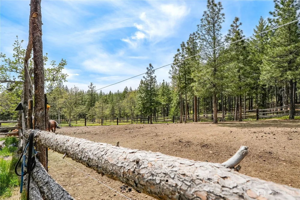 11 Deer Ridge Road Goldendale, WA 98620