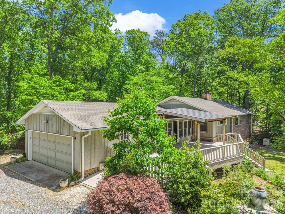 7 Hearthstone Lane Landrum, SC 29356