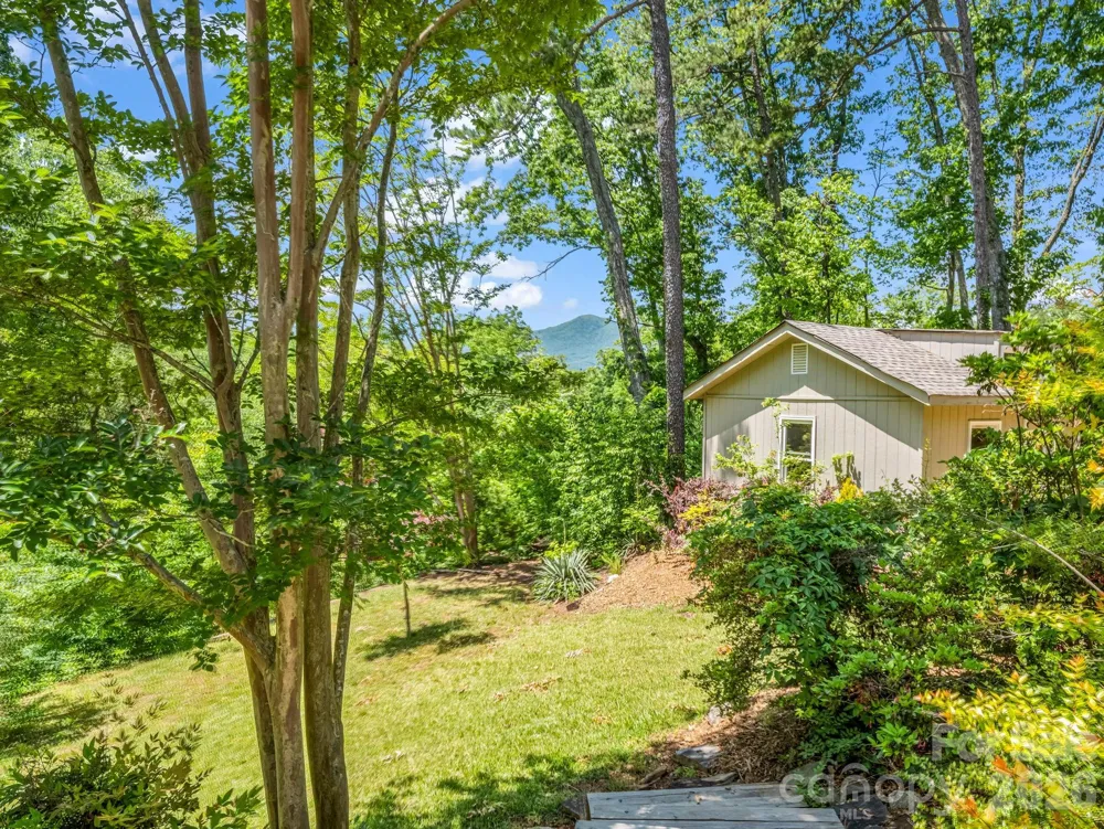 7 Hearthstone Lane Landrum, SC 29356
