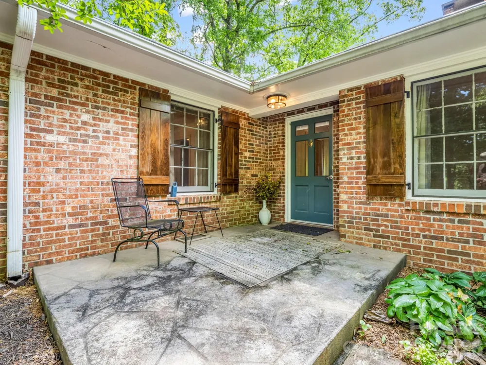 7 Hearthstone Lane Landrum, SC 29356