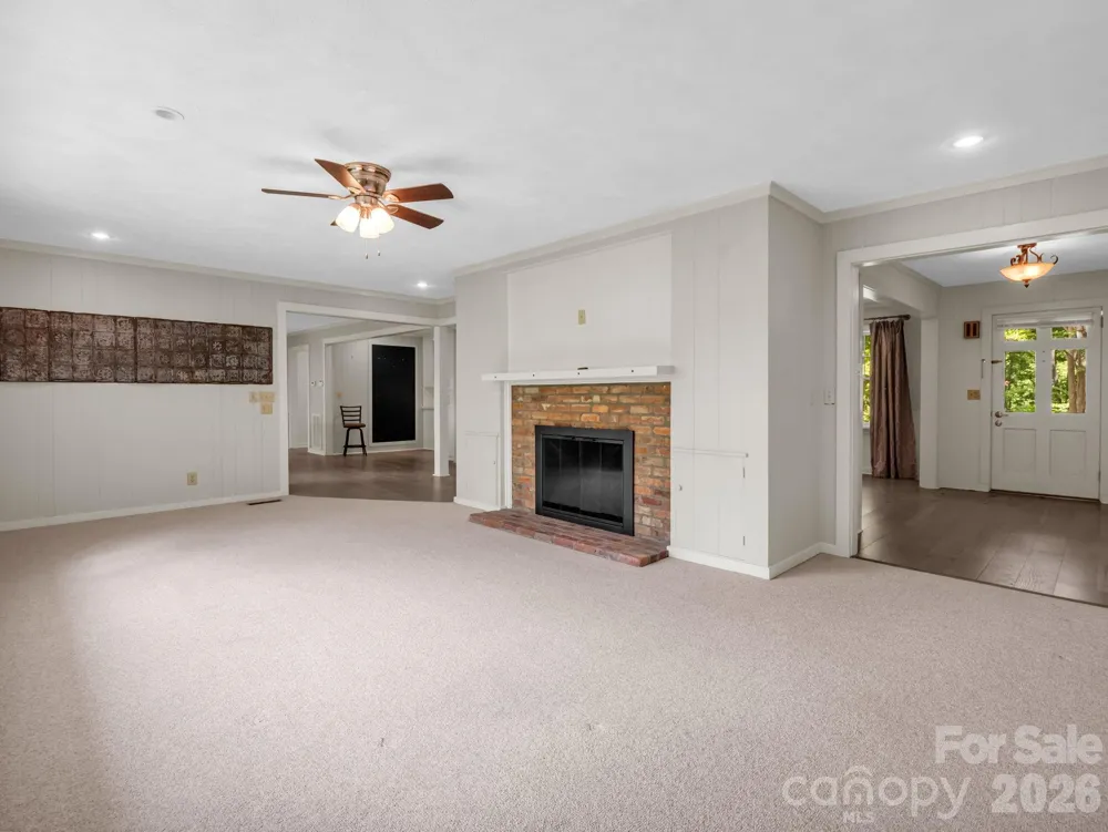 7 Hearthstone Lane Landrum, SC 29356