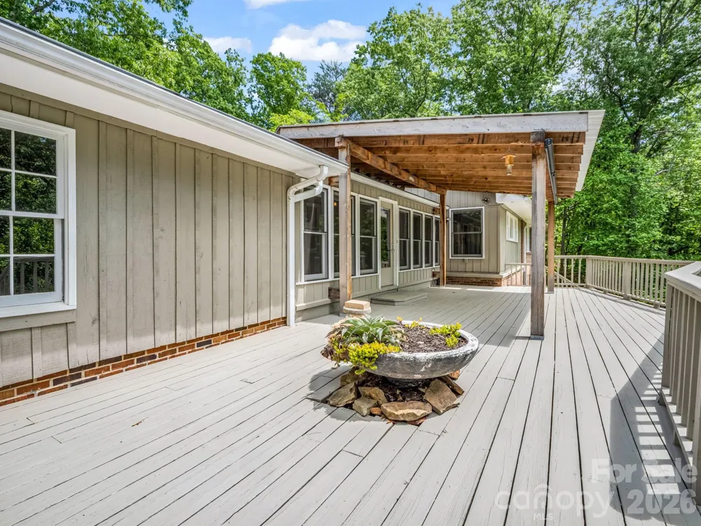 7 Hearthstone Lane Landrum, SC 29356
