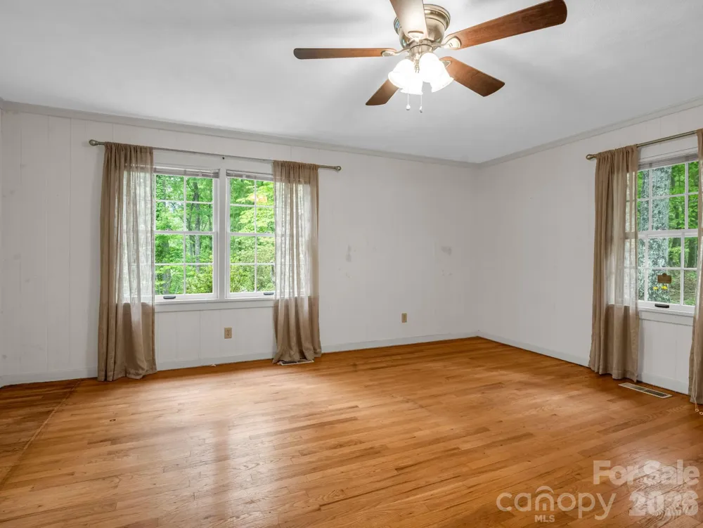 7 Hearthstone Lane Landrum, SC 29356