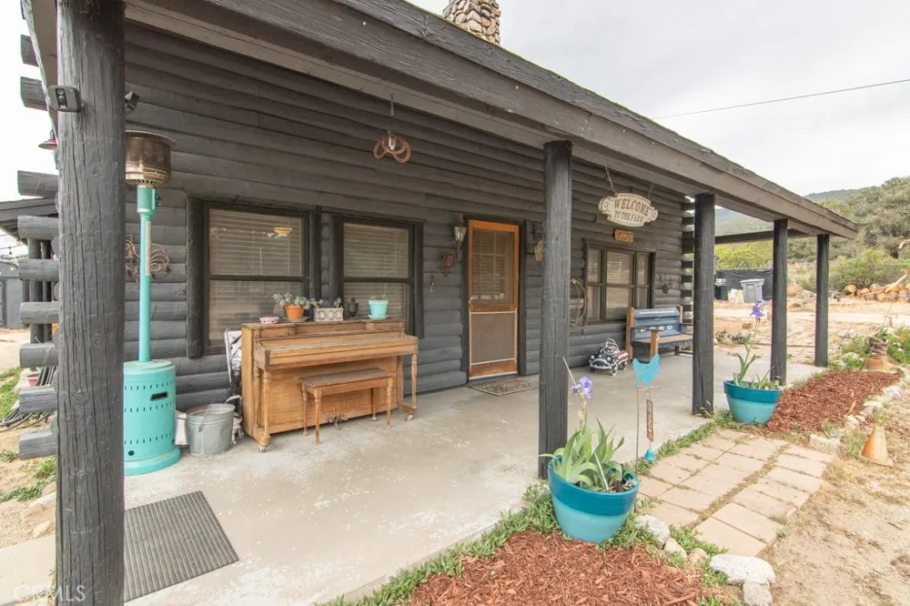 37325 Bohlen Anza, CA 92539
