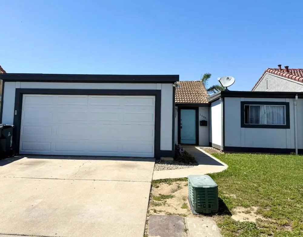 1506 Barcelona Circle Salinas, CA 93906