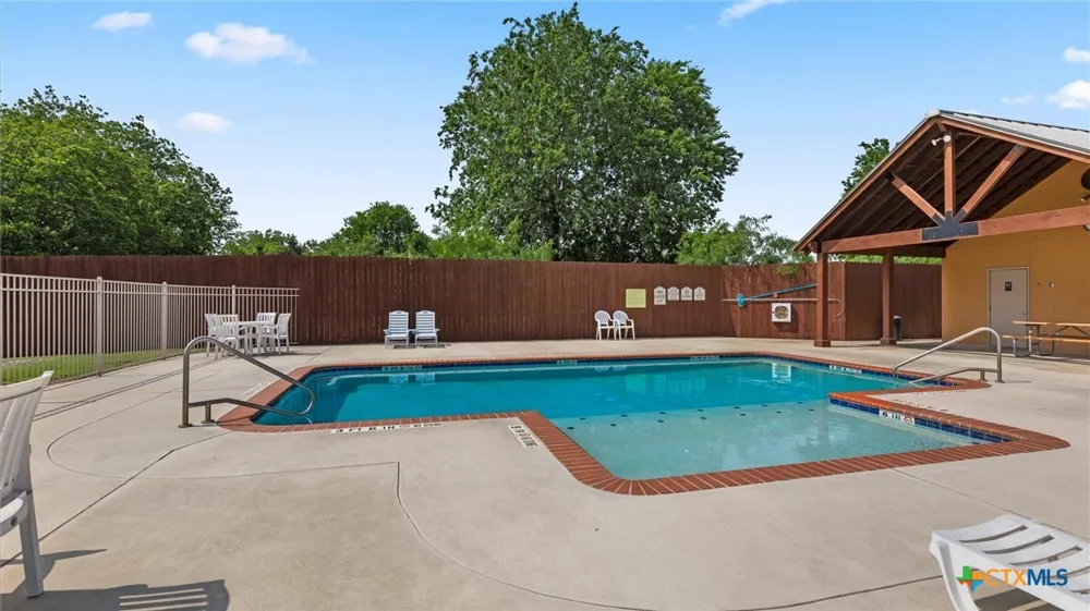 540 River Run #113 New Braunfels, TX 78132