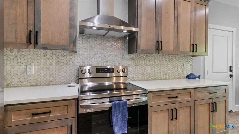 540 River Run #113 New Braunfels, TX 78132