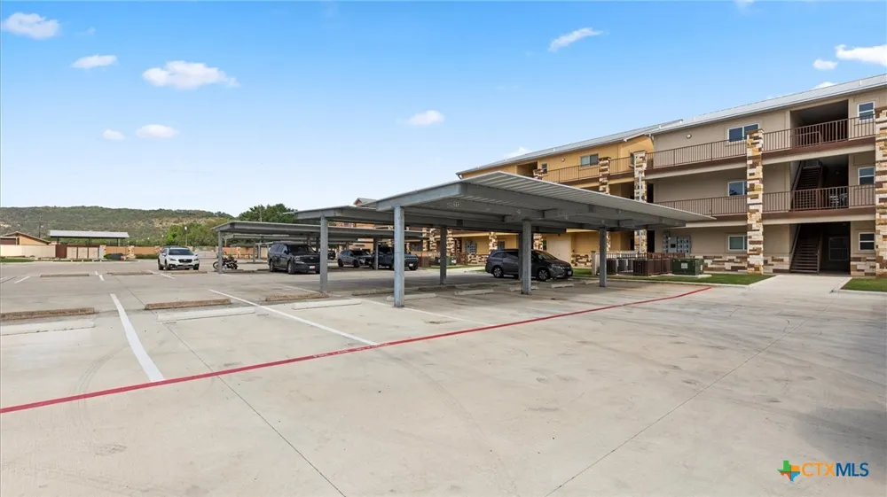 540 River Run #113 New Braunfels, TX 78132