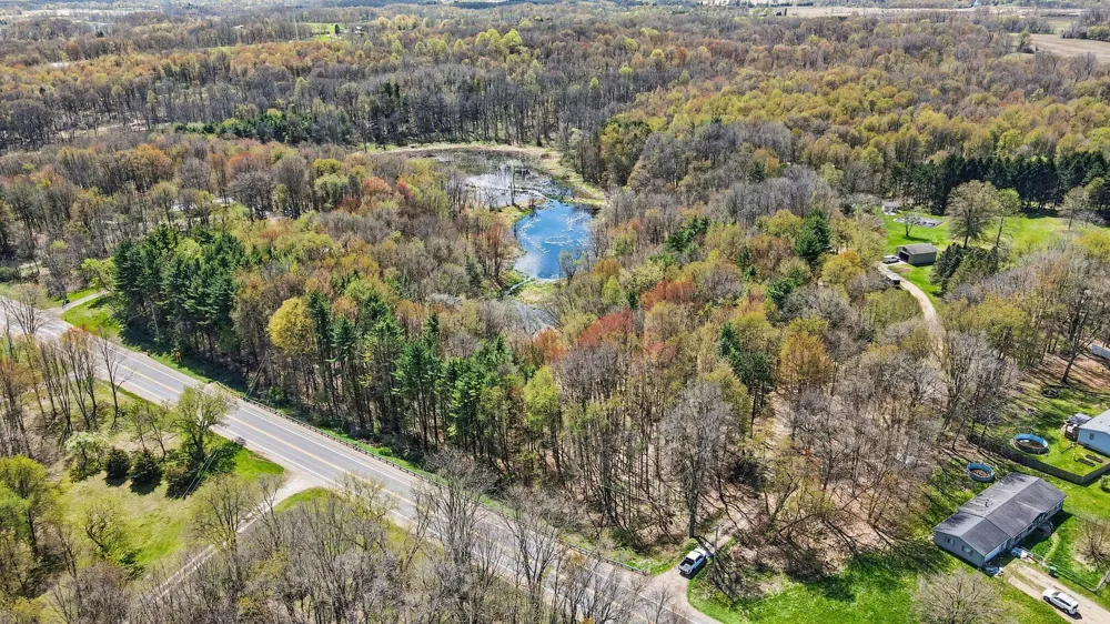 34 M37 Dowling, MI 49050