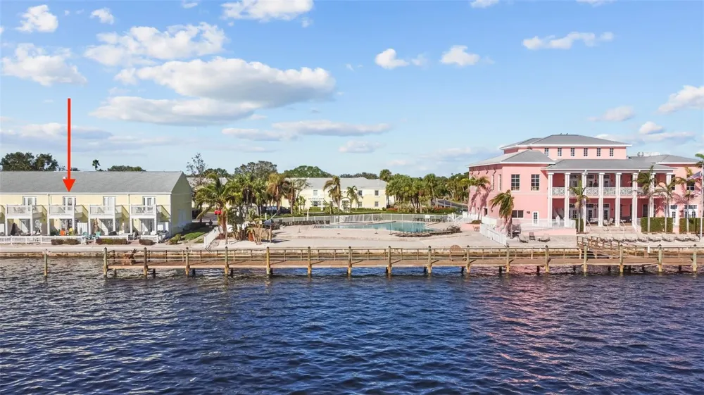 5026 COQUINA KEY DRIVE SE #5026 St Petersburg, FL 33705