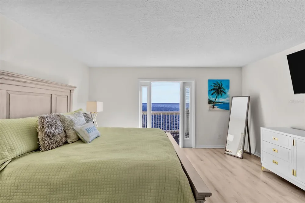 5026 COQUINA KEY DRIVE SE #5026 St Petersburg, FL 33705
