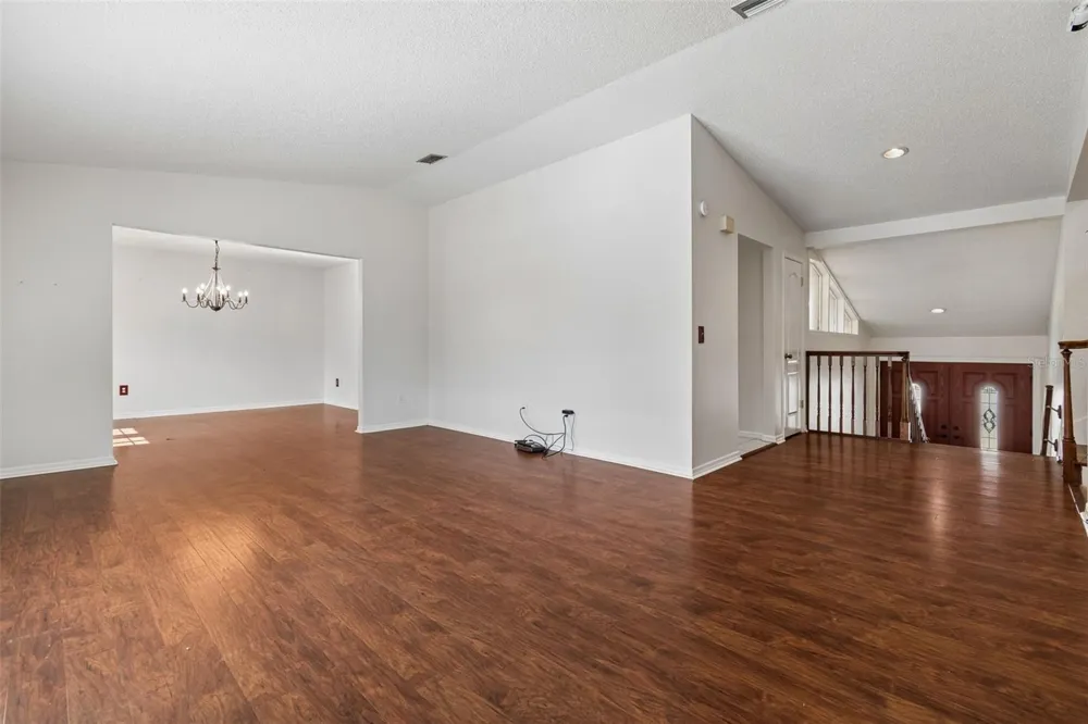 2620 GIANT PLACE Seffner, FL 33584