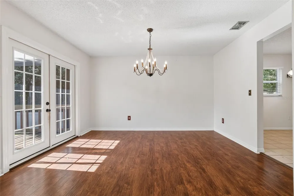 2620 GIANT PLACE Seffner, FL 33584