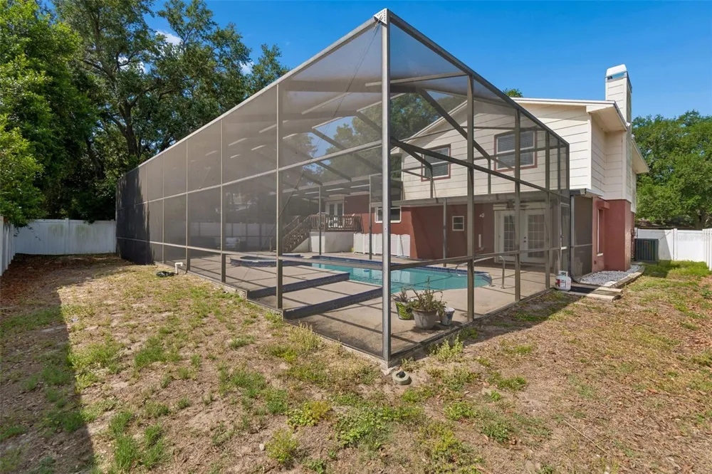 2620 GIANT PLACE Seffner, FL 33584