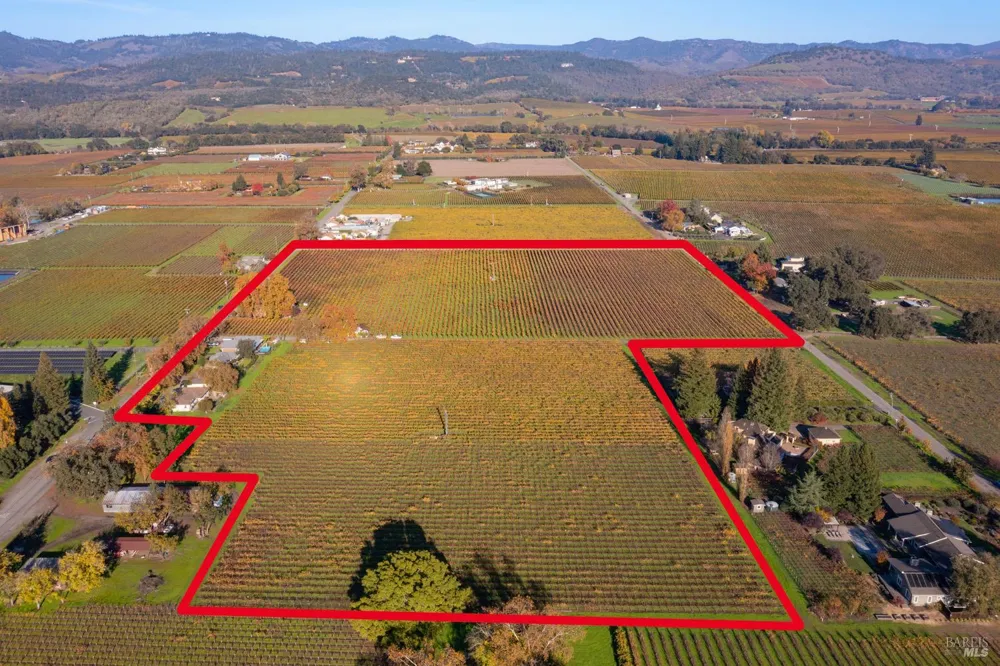 1135 Galleron Road St. Helena, CA 94574