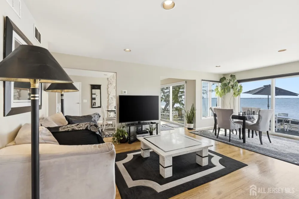 473 Tamiami Drive Lavallette, NJ 08735