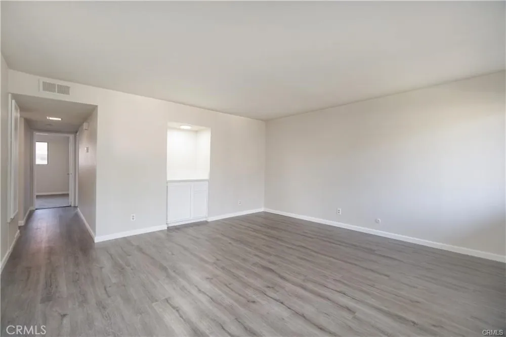 1000 Central #19 Riverside, CA 92507