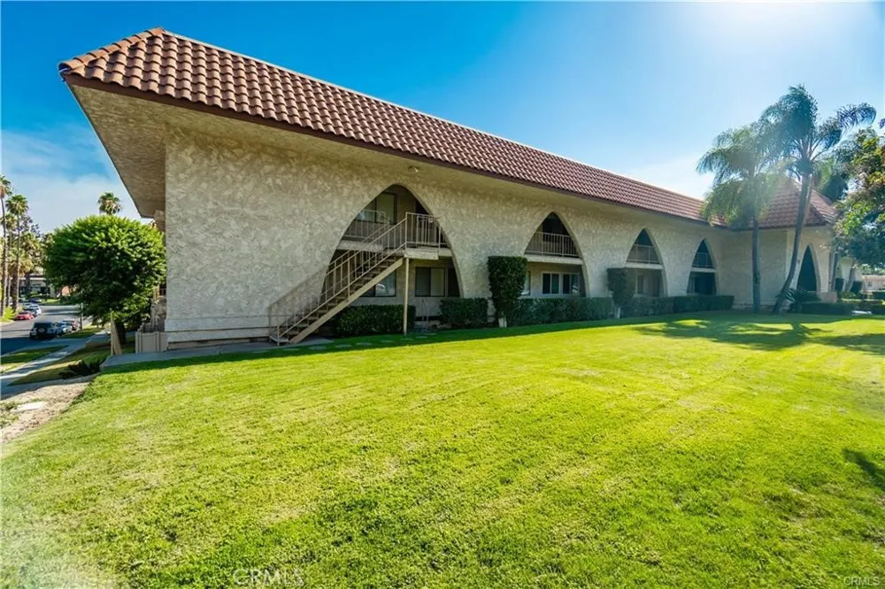 1000 Central #19 Riverside, CA 92507